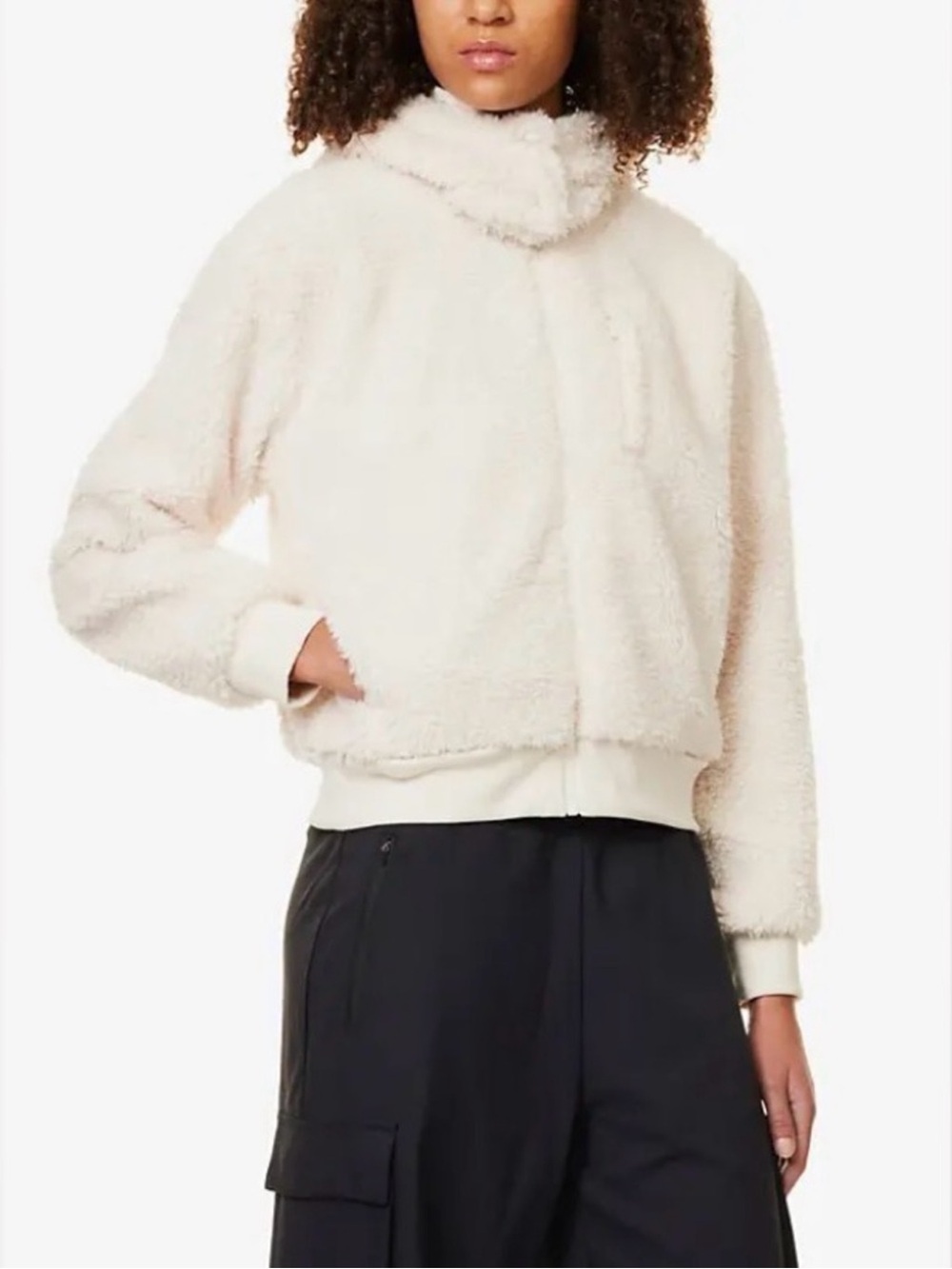 Beyond Yoga Adventure
Hooded Faux-Fur Jacket Cream Ivory Tan XL